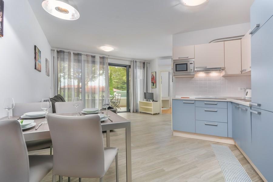 Lux Hotel Novigrad Istria Buitenkant foto